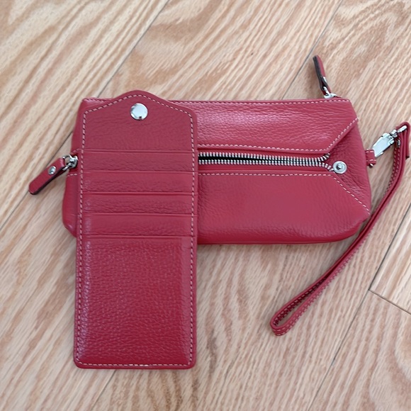 Danier Wristlet Red - Picture 4 of 5